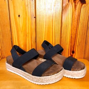 Platform sandals size 7 1/2